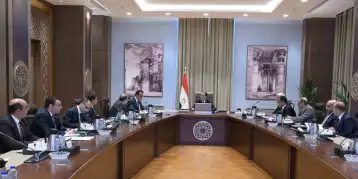 عاجل...رئيس الوزراء يجتمع لمتابعة موقف توفير الأدوية والمستلزمات الطبية