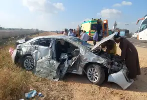 إصابة 4 أشخاص إثر انقلاب سيارة ملاكي بطريق الضبعة