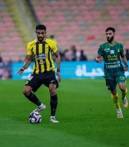 الاتحاد يحدد موقف العمري من مواجهة فريق الرياض.