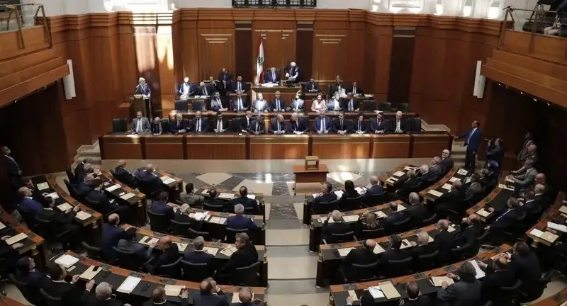 النواب اللبناني يفشل في عقد جلسة انتخاب أعضاء اللجان بسبب عدم اكتمال النصاب