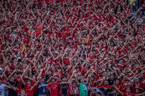 بالصور...رسالة خاصة من جماهير الأهلي قبل مواجهة الزمالك في السوبر