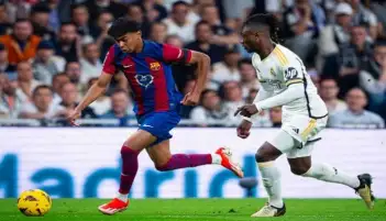 برشلونة يصل مدينة مدريد استعدادا للكلاسيكو اليوم