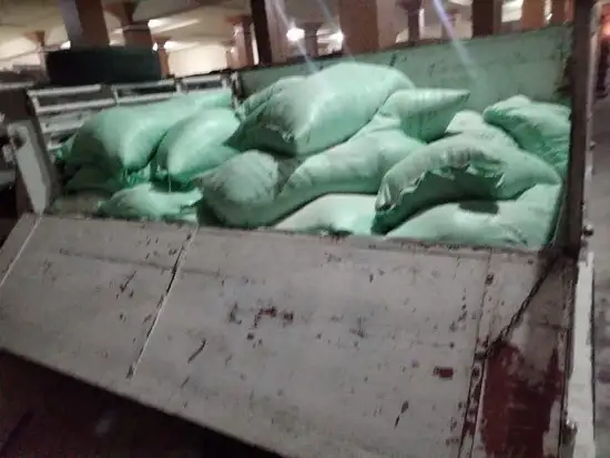 التحفظ على 20 طن دقيق بلدي و5 أطنان نخالة محظور تداولها بالمنوفية