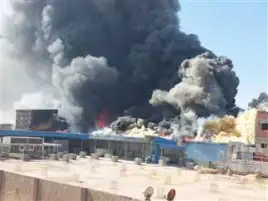نشوب حريق في مصنع أغذية بالعاشر من رمضان