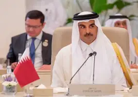 أمير قطر يثمن جهود السعودية في استضافة القمة العربية الإسلامية