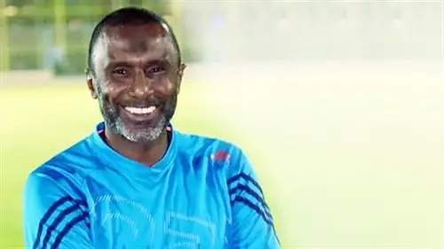 أحمد الكأس: لن نرمي الفوطة.. وأتحمل الخسارة بخماسية أمام المغرب