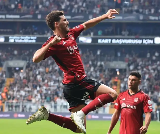 نقل مباراة بشكتاش ومكابي بالدوري الأوروبي للمجر