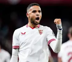 النصر يُحدد قيمة صفقة يوسف النصيري لضمه في يناير المقبل