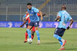 مروان حمدي يقود هجوم بيراميدز لمواجهة البنك الأهلي في الدوري المصري