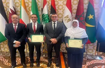 روضة السيدة.. وزير الإسكان يتسلم جائزة فوز مصر بأفضل المشروعات السكنية المُنَفذَة لعام 2024