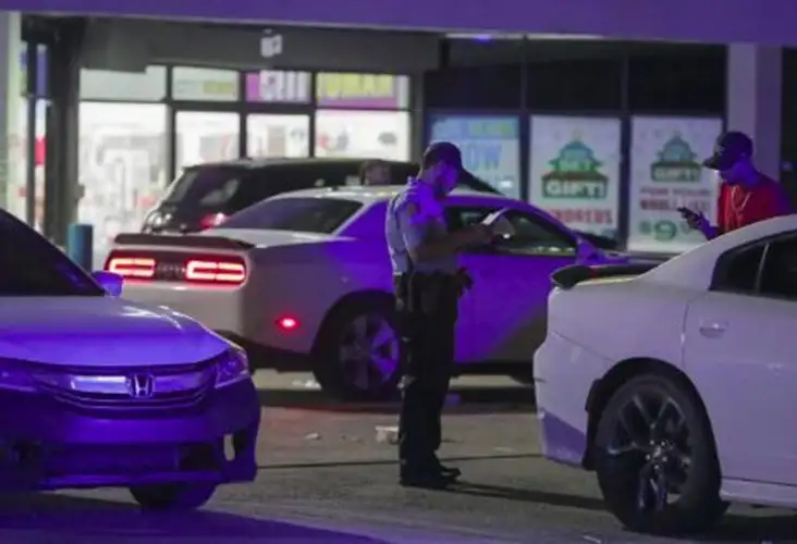 أمريكا.. مقتل شخص وإصابة 9 في إطلاق نار وحادث تصادم ببالتيمور