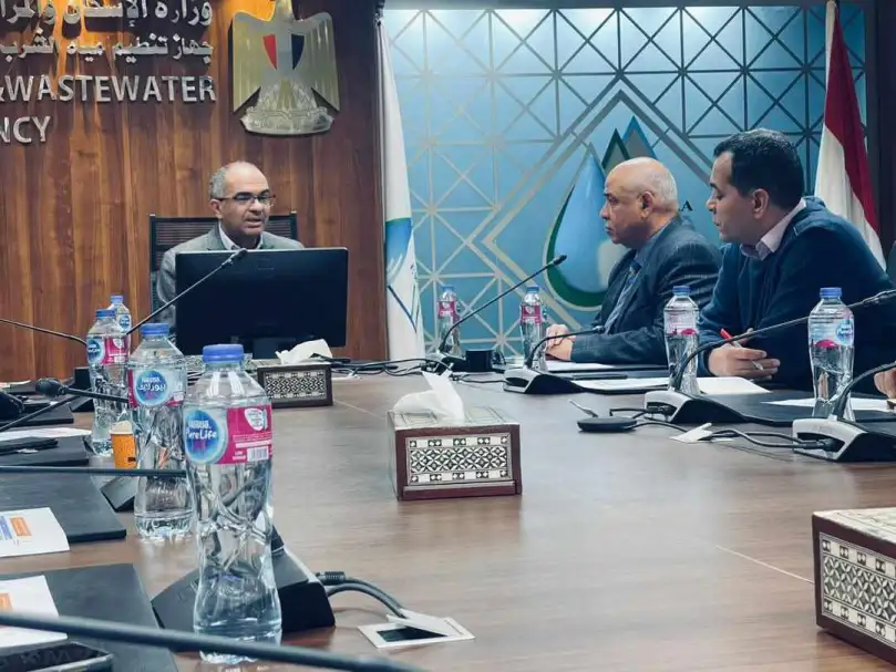 نائب وزير الإسكان يترأس اجتماعا لمتابعة خطة المراجعة الميدانية لكفاءة محطات المياه والصرف