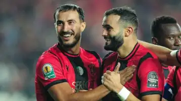 الكونفدرالية الإفريقية .. اتحاد الجزائر يتعادل مع أسيك الإيفواري