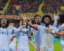 منعم لم يشارك.. نيس يفوز على ريمس برباعية في الدوري الفرنسي