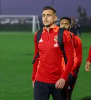 جراديشار يقود هجوم الأهلي أمام مودرن
