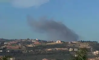 جيش الاحتلال ينفذ تفجيرا في بلدة يارون في جنوب لبنان