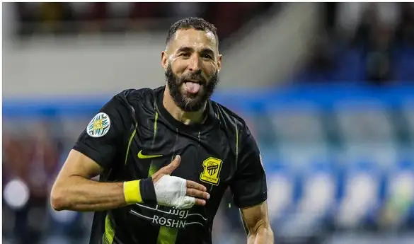 بنزيما: ريال مدريد الأفضل في العالم
