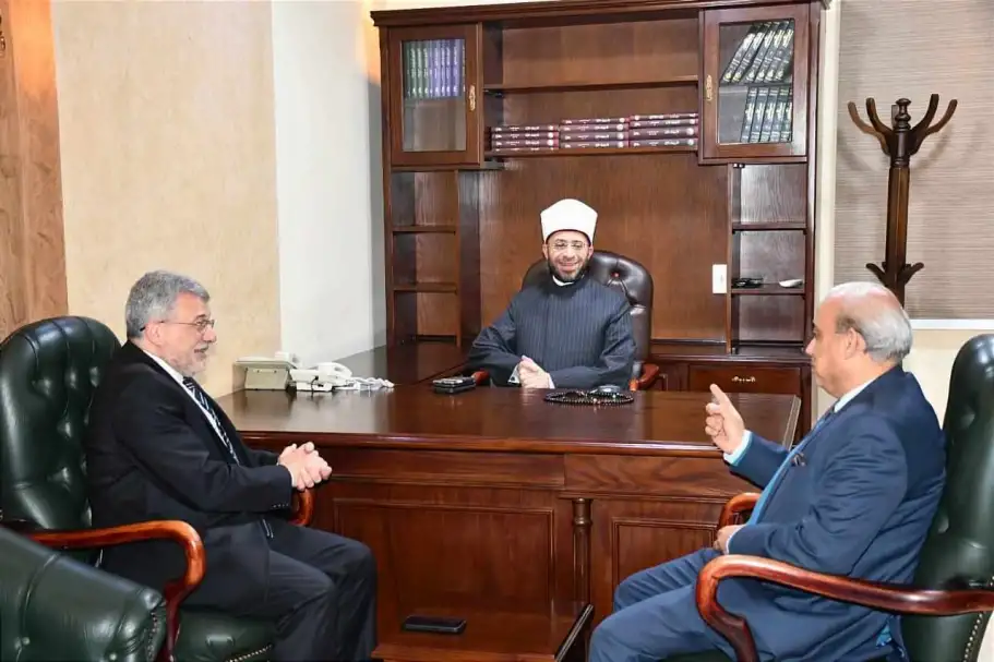 رئيس الوزراء يستعرض إجراءات إصلاح المنظومة الجمركية والحد من التهريب