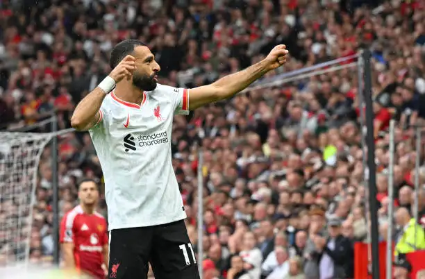 تقرير.. محمد صلاح يطرق أبواب برشلونة