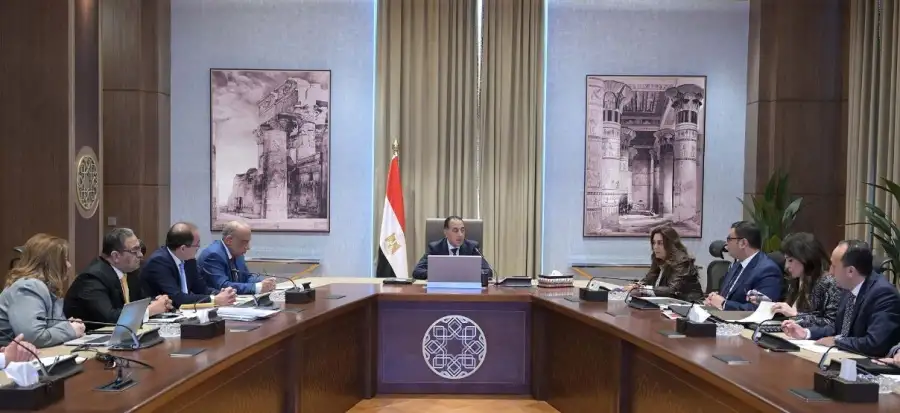 رئيس الوزراء يتابع آليات تنفيذ توصيات اللجنة الاستشارية للتنمية السياحية