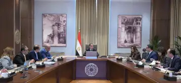 رئيس الوزراء يتابع آليات تنفيذ توصيات اللجنة الاستشارية للتنمية السياحية