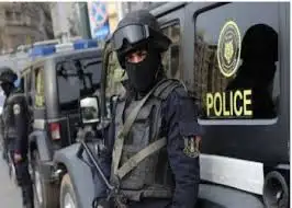ضبط شركة سياحية دون ترخيص بتهمة النصب على المواطنين