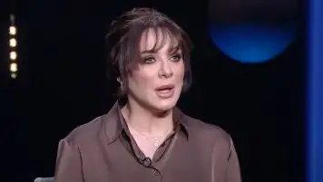 سلاف فواخرجي:كان هناك ملايين السوريين مع بشار .. والدم السوري الذي نزف كله يعنيني