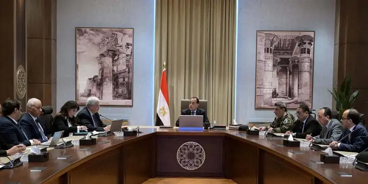 رئيس الوزراء يُتابع الموقف المالي لمشروعات التعليم العالي التي تنفذها الهيئة الهندسية