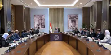 مدبولي يتابع سير الأعمال في مشروع توسعة كورنيش الإسكندرية.. وإجراءات تشغيل مشروع حدائق تلال الفسطاط