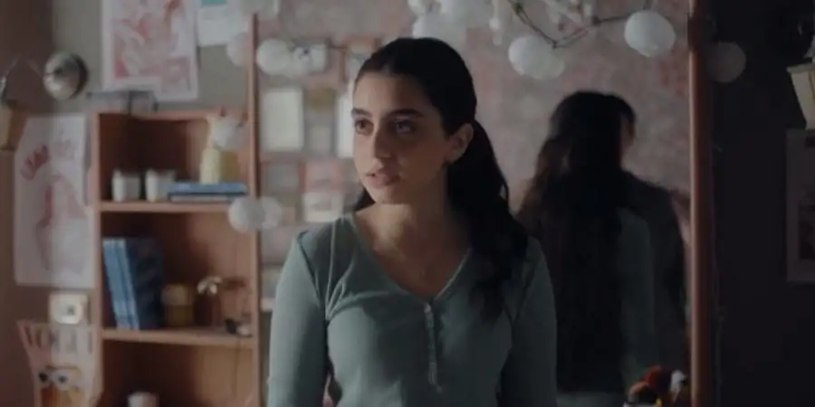مسلسل لام شمسية.. ياسمينا العبد تمنع والدتها من الانتحار