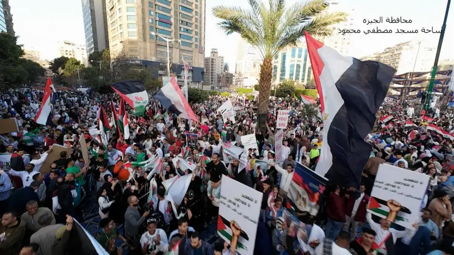وقفات حاشدة بالملايين لتأييد الرئيس السيسى ورفض تهجير الفلسطينيين