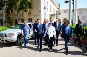 وزيرا البيئة والزراعة يتفقدان المتحف الزراعي بالدقي استعدادا لمعرض زهور الربيع