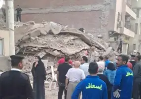 انهيار منزل داخله 4 أسر بحي شرق أسيوط