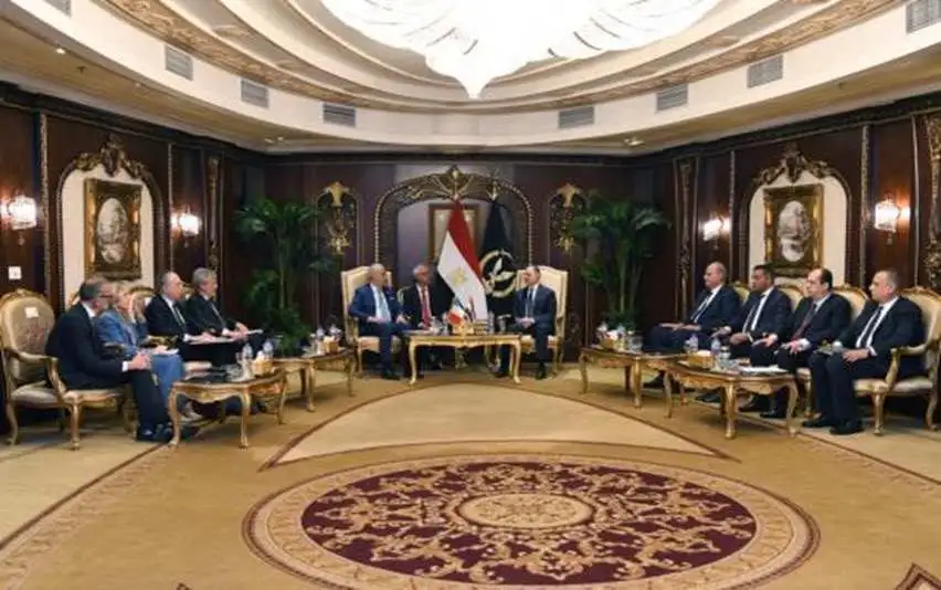 وزير الداخلية يبحث التعاون الأمني مع نظيره الإيطالي
