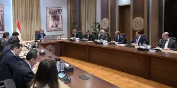 رئيس الوزراء يلتقي أعضاء اللجنة المُشكلة لبحث تحديات ومستقبل الإعلام والدراما المصرية