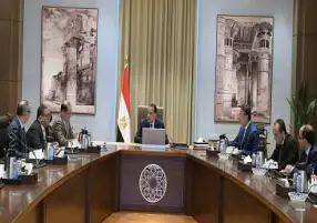 رئيس الوزراء: مستعدون لتذليل جميع العقبات التي تواجه أية استثمارات أجنبية في مصر