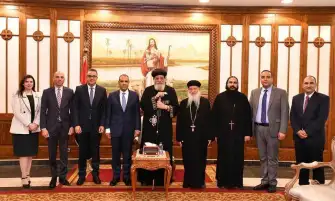 البابا تواضروس الثاني يستقبل وزير الخارجية للتهنئة بعيد القيامة