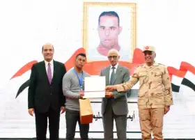 القوات المسلحة تدفع عددًا من اللجان التجنيدية إلى شمال سيناء لإنهاء المواقف التجنيدية لذوي الهمم وكبار السن