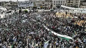 دمشق.. مظاهرة حاشدة بالجامع الأموي رفضا لعدوان إسرائيل على صحنايا