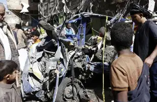سفارة روسيا في اليمن تعلن إصابة 3 روس على الأرجح بسبب غارة جوية أمريكية