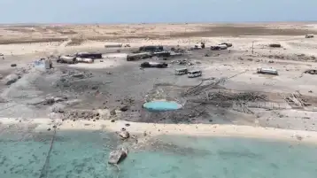 روسيا تعلن إصابة 3 من رعاياها بميناء رأس عيسى اليمني إثر قصف أمريكي
