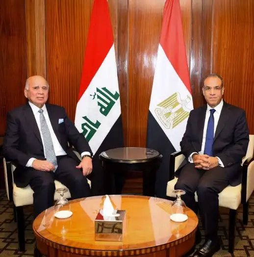 وزير الخارجية يؤكد موقف مصر الداعم لأمن واستقرار العراق
