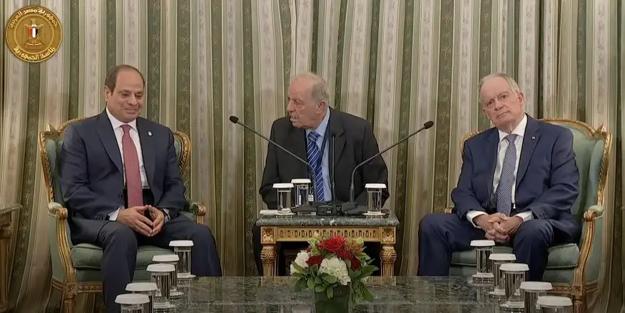 السيسي ونظيره اليوناني يؤكدان تعزيز الشراكة الاستراتيجية بين البلدين