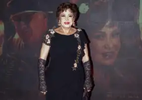 لبلبة تعيد نشر مقطع فيديو من مهرجان أسوان.. وتعلق: مشوار حياتي