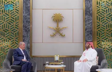 ولي العهد السعودي يستقبل نائب رئيس دولة فلسطين