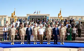 القوات المسلحة تنظم زيارة تعريفية للملحقين العسكريين العرب والأجانب إلى الأكاديمية العسكرية والمشروعات القومية المصرية