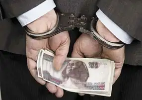 غسل 21 مليون جنيه.. التحقيق مع متهم بتجارة أسلحة نارية