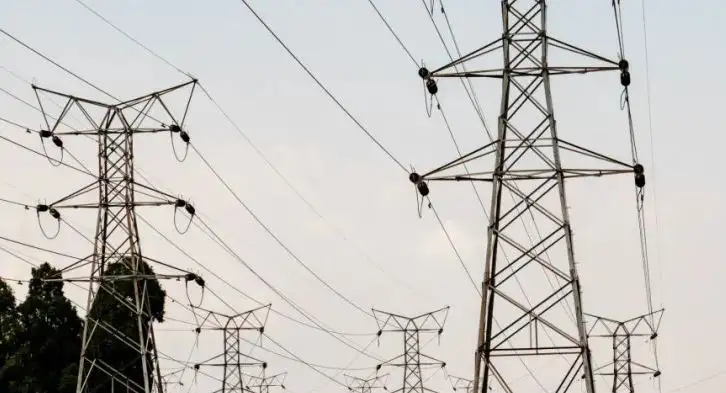 إعلام فرنسي: انقطاع التيار الكهربائي في الجنوب عمل تخريبي