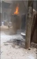 الحماية المدينة بالقليوبية تسيطر على حريق في كابينة كهرباء بشبرا الخيمة