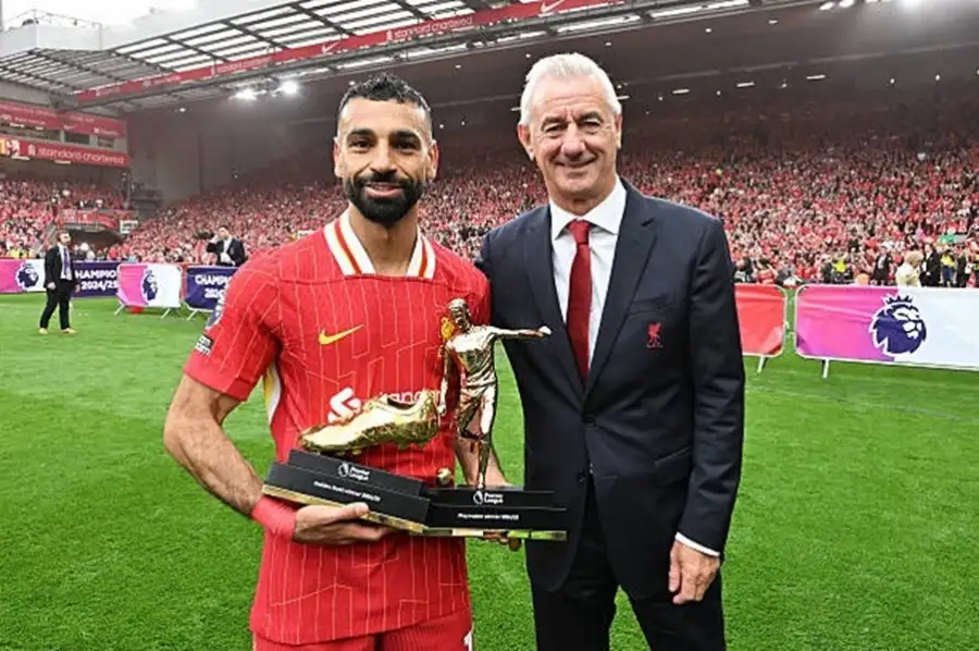 محمد صلاح يتوج بجائزة أفضل صانع أهداف في الدوري الإنجليزي